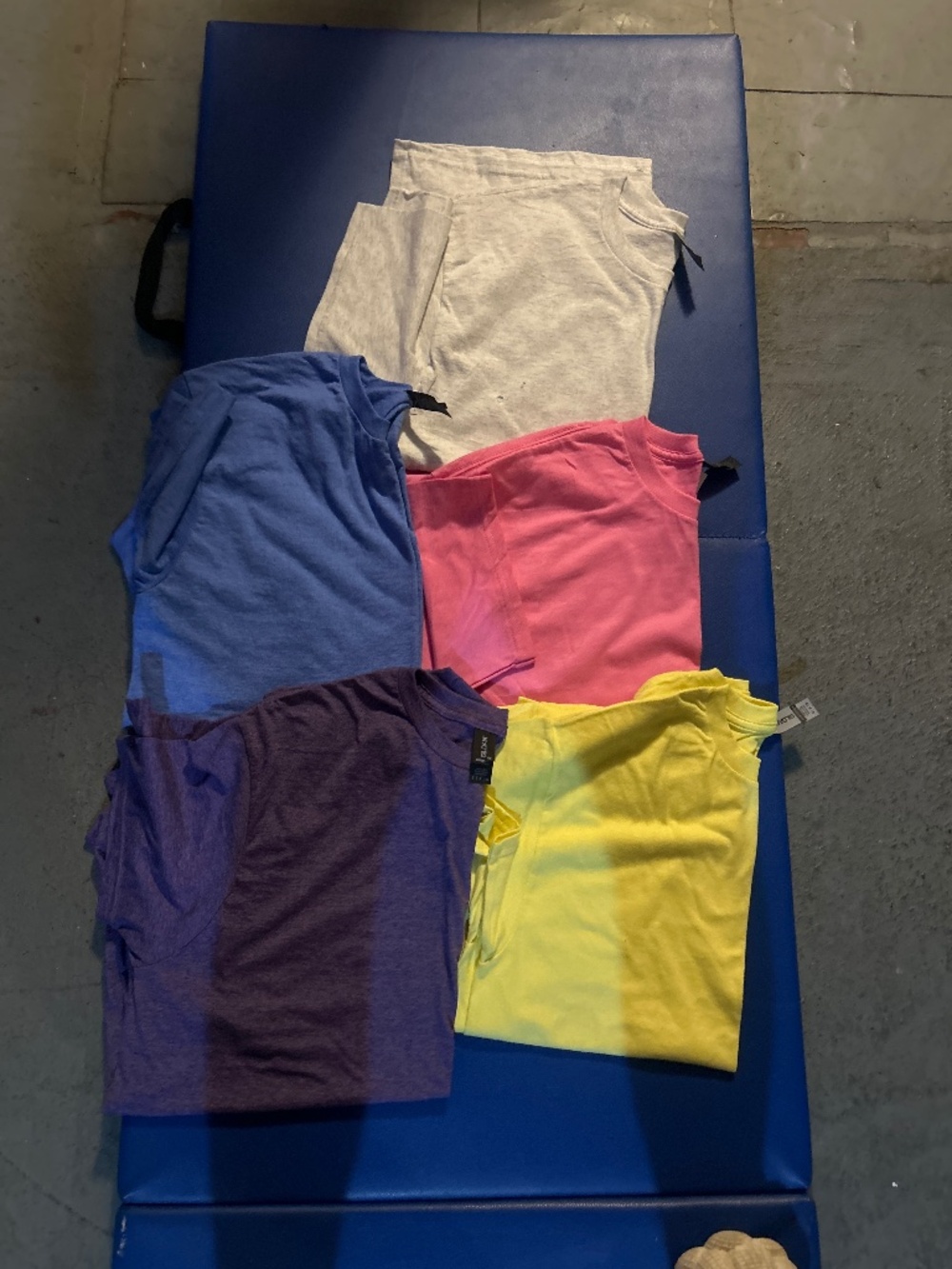 5pack of Men’s Tee Shirt size large